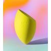 Real Techniques – *Hyperbrights* – Miracle Complexion Sponge