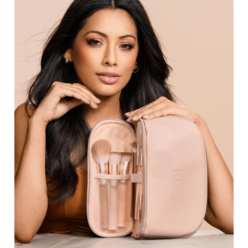 Real Techniques - *New Nudes* – Mehrzweck-Make-up-Tasche Uncovered