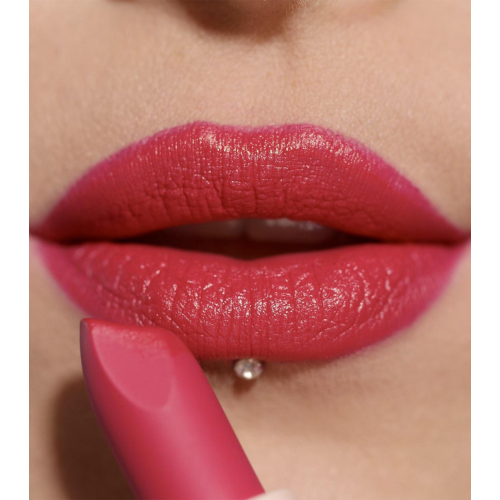 Revolution – Satin-Lippenstift Lip Allure - Material Girl Wine