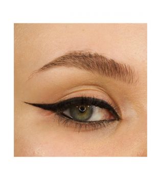 Revolution  – Eyeliner Streamline Waterline Eyeliner Pencil - Black