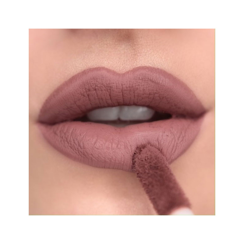 Revolution – Flüssiger Lippenstift Matte Bomb – Delicate Brown