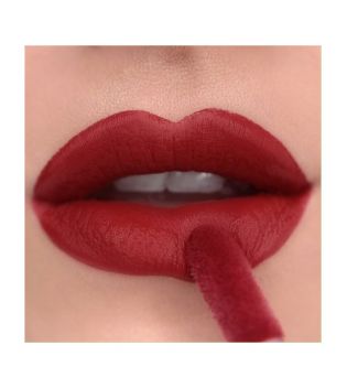 Revolution – Flüssiger Lippenstift Matte Bomb – Lure Red