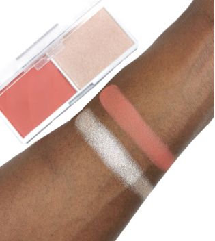 Revolution Relove - Colour Play Blushed Blush and highlighter duo - Cute