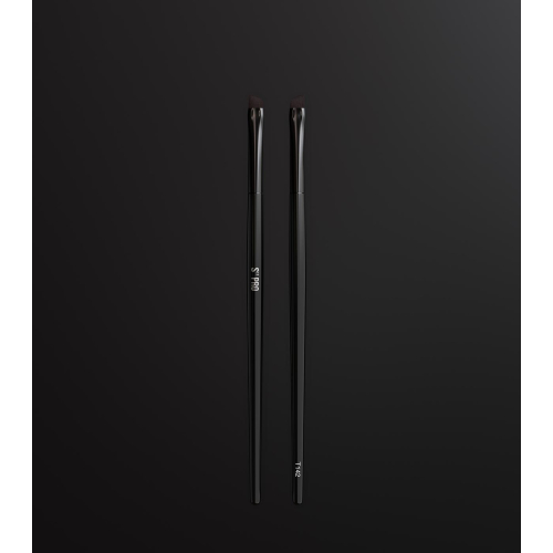 S17PRO - *Technik* - Kleiner abgeschrägter Pinsel - T142