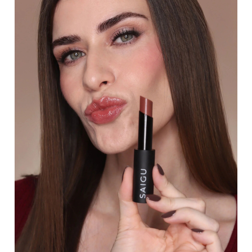 Saigu Cosmetics - *Saigu x Marikowskaya* - Lippenstift Melting Glow - Elend