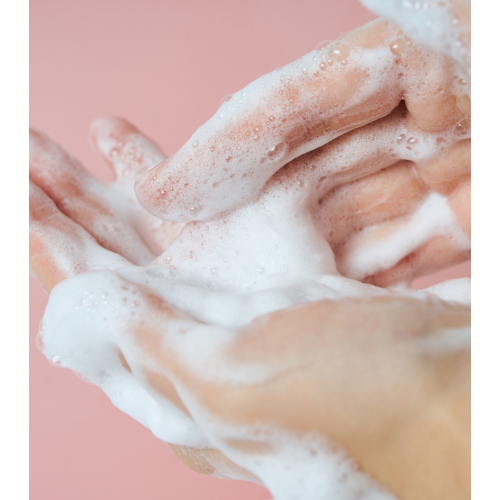 SKIN1004 - *Poremizing* – Reinigungsschaum mit Centella Asiatica de Madagascar