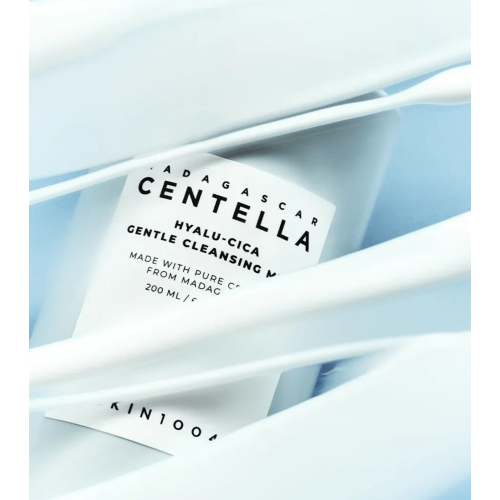 SKIN1004 - *Hyalu-Cica* - Feuchtigkeitsspendende Reinigungsmilch