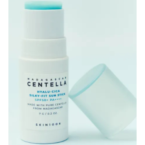 SKIN1004. - *Hyalu-Cica* - Silku-Fit Gesichts-Sonnenschutzstift SPF50+ PA++++ - Reisegröße