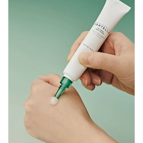 SKIN1004 - *Tea-Trica* - Lokale Behandlung Tea-Trica Spot Cream