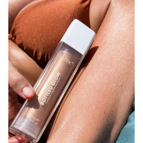 Technic Cosmetics - Leuchtendes Bronzing-Körperöl Bottled Glow
