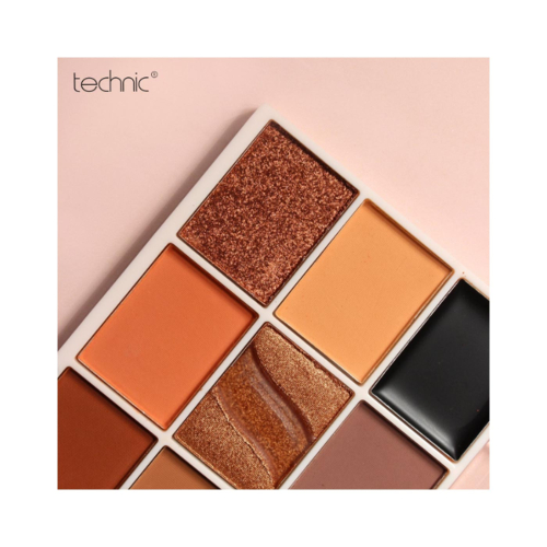 Technic Cosmetics – Enamored Pressed Pigment Palette