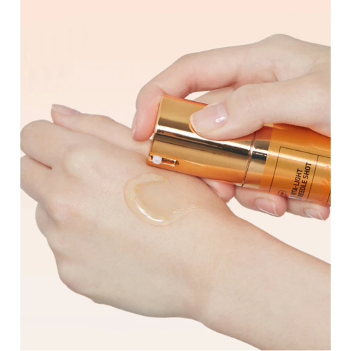 VT Cosmetics - Mikronadelserum Vita-Light Reedle Shot - 100